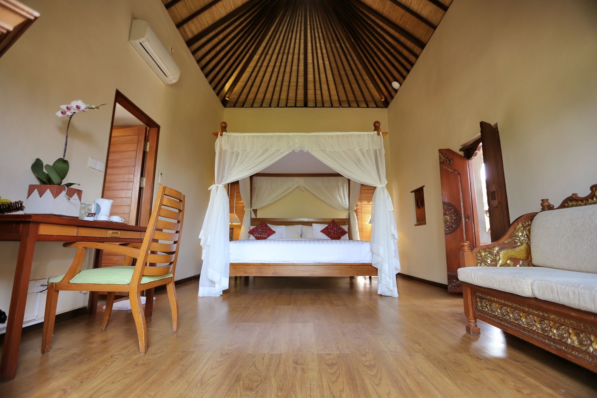 The Sanyas Retreat Hotel Selemadeg Buitenkant foto